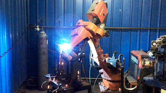 摩托車配件焊接二